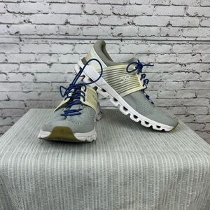 Cloud tec, On Running Gray and Cream Athletic Shoes with Unique Sole Design, 8.5